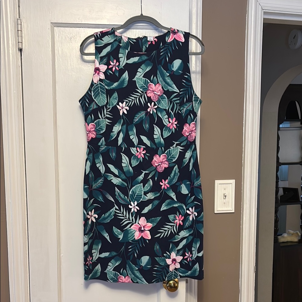 Old Navy Green and Pink Sleeveless Sheath Mini Dress